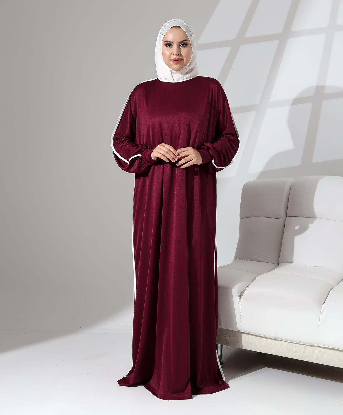 Manşetli Yandan Biyeli Salaş Polyester Namaz Elbisesi - Bordo