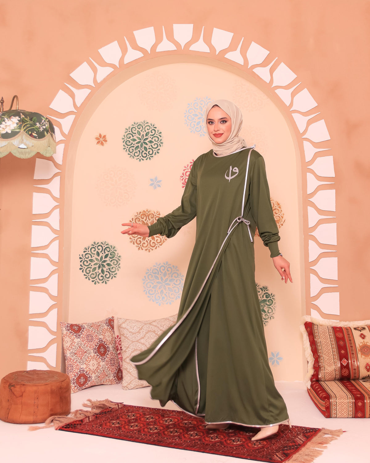 Elif Vav Nakışlı Biyeli Oversize Denye Namaz Feracesi - Haki