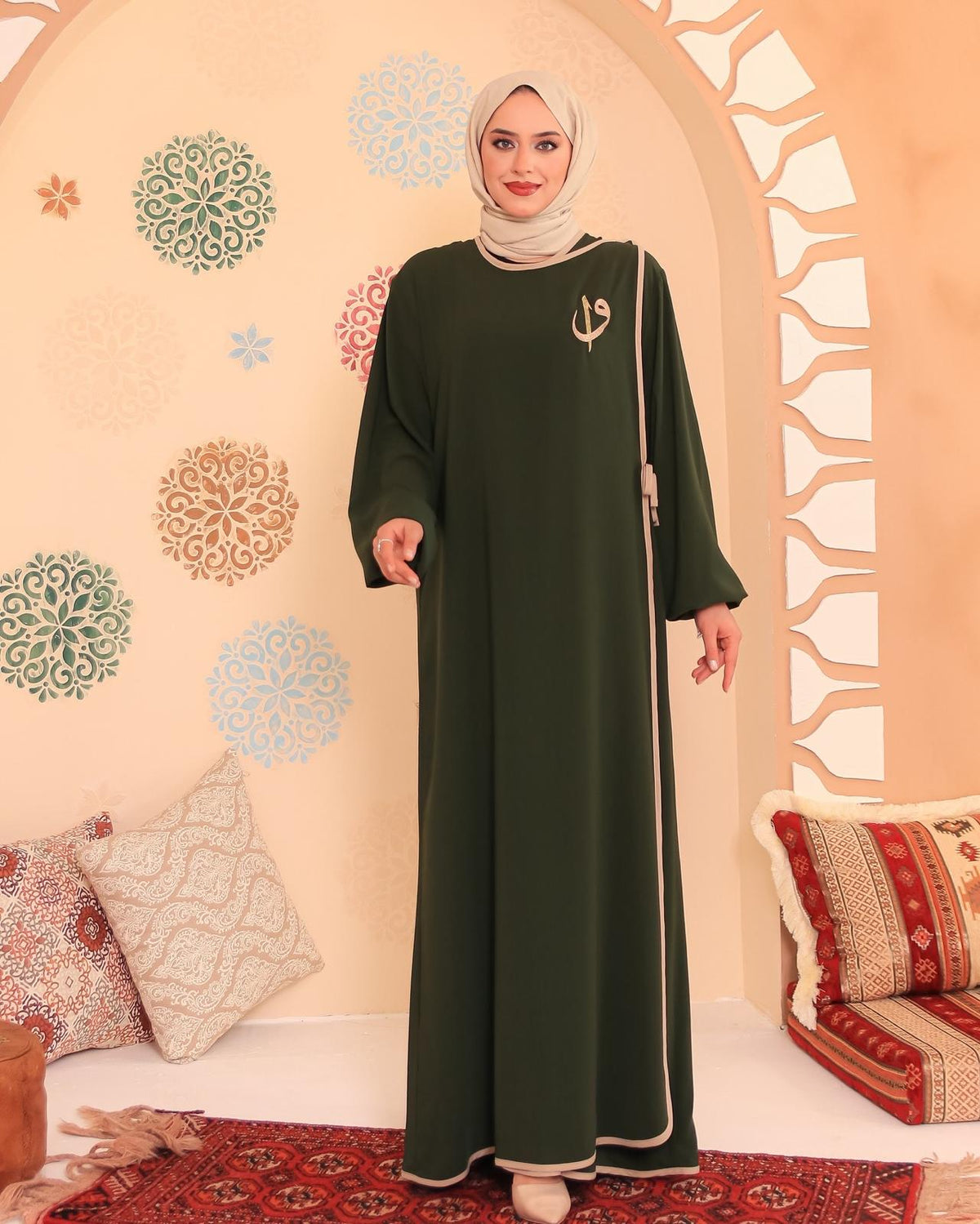 Elif Vav Nakışlı Çıtçıtlı Mısır İpeği Ferace – Haki