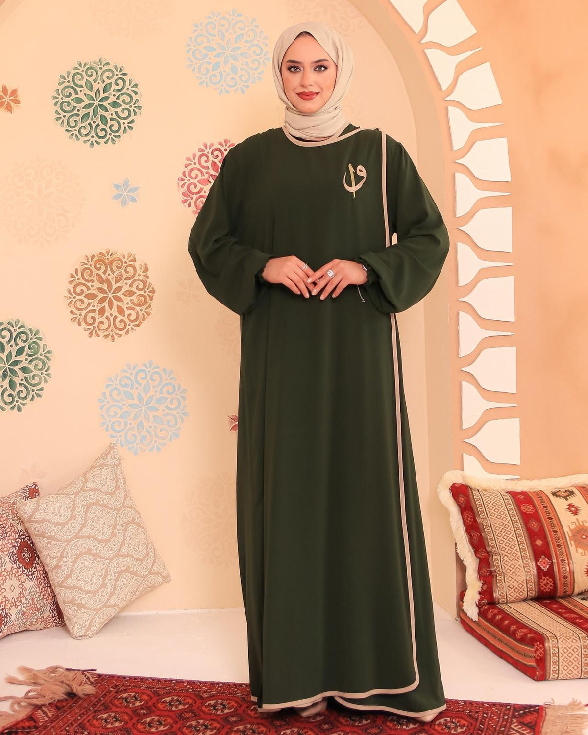 Elif Vav Nakışlı Çıtçıtlı Mısır İpeği Ferace – Haki