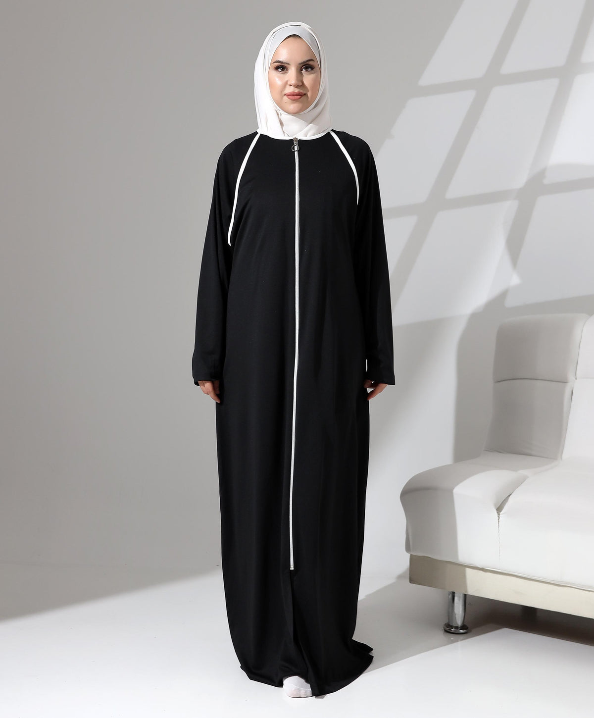 Boydan Fermuarlı Biyeli Oversize Denye Namaz Feracesi - Siyah