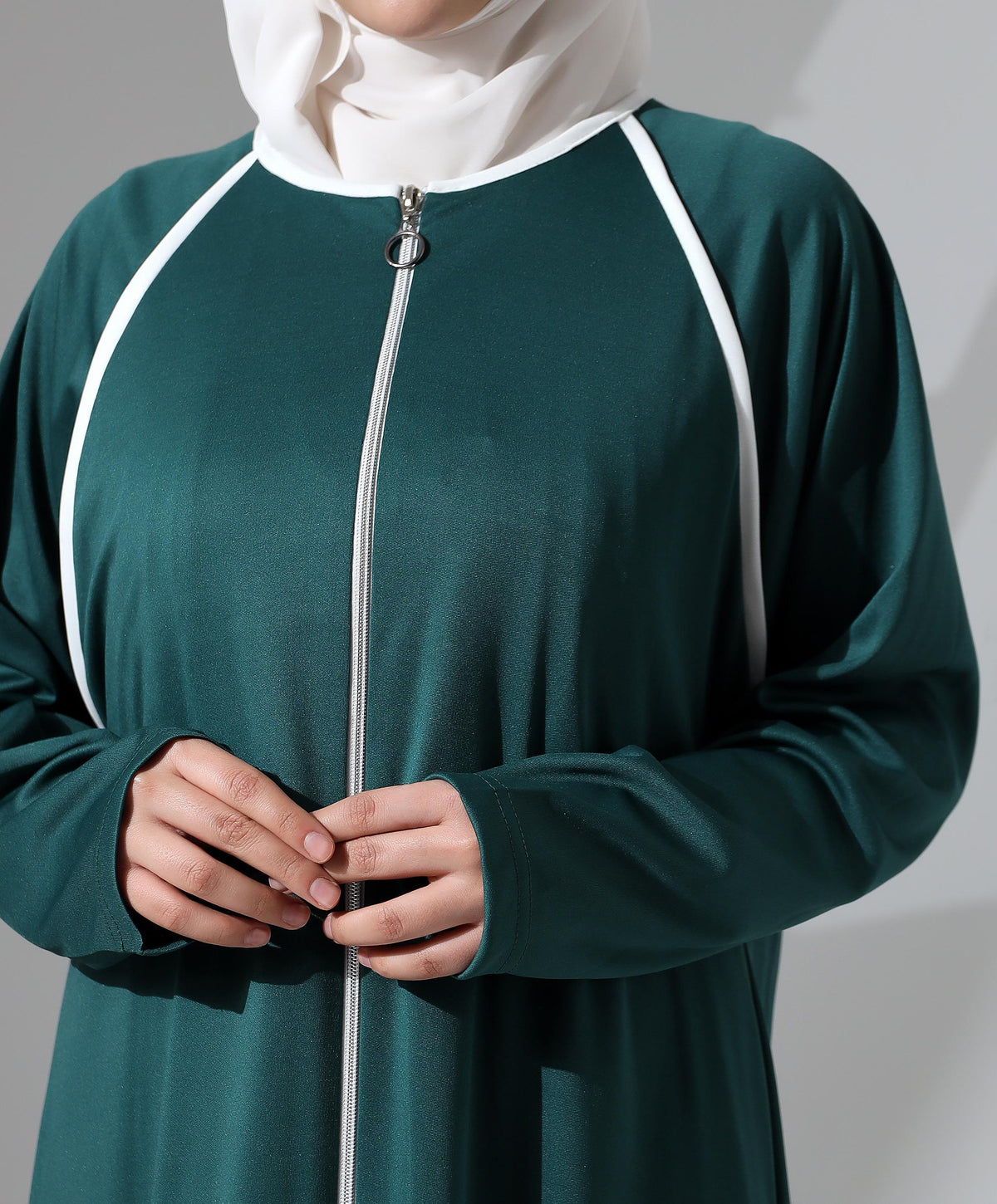 Boydan Fermuarlı Biyeli Oversize Denye Namaz Feracesi - Yeşil
