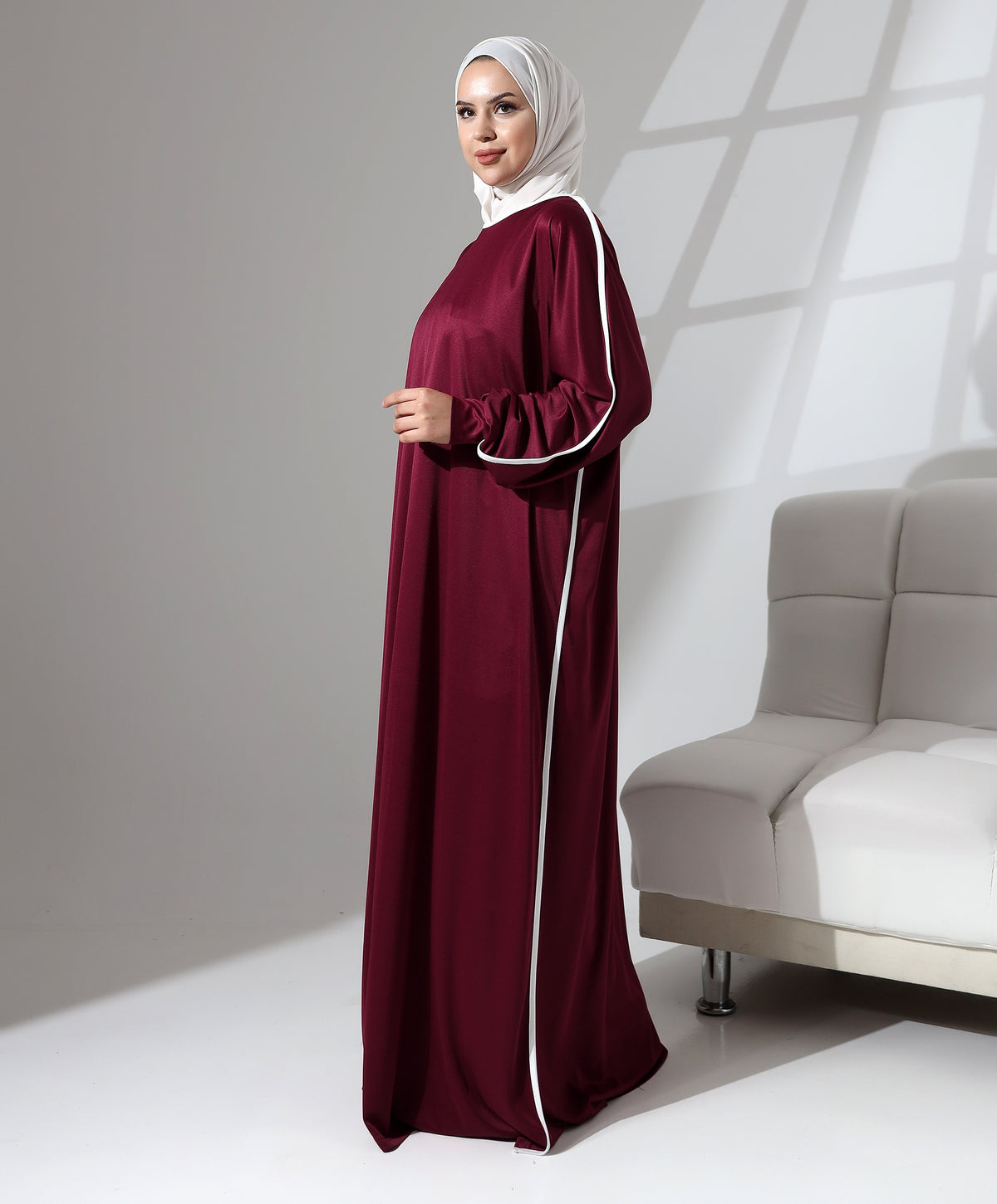 Manşetli Yandan Biyeli Salaş Polyester Namaz Elbisesi - Bordo
