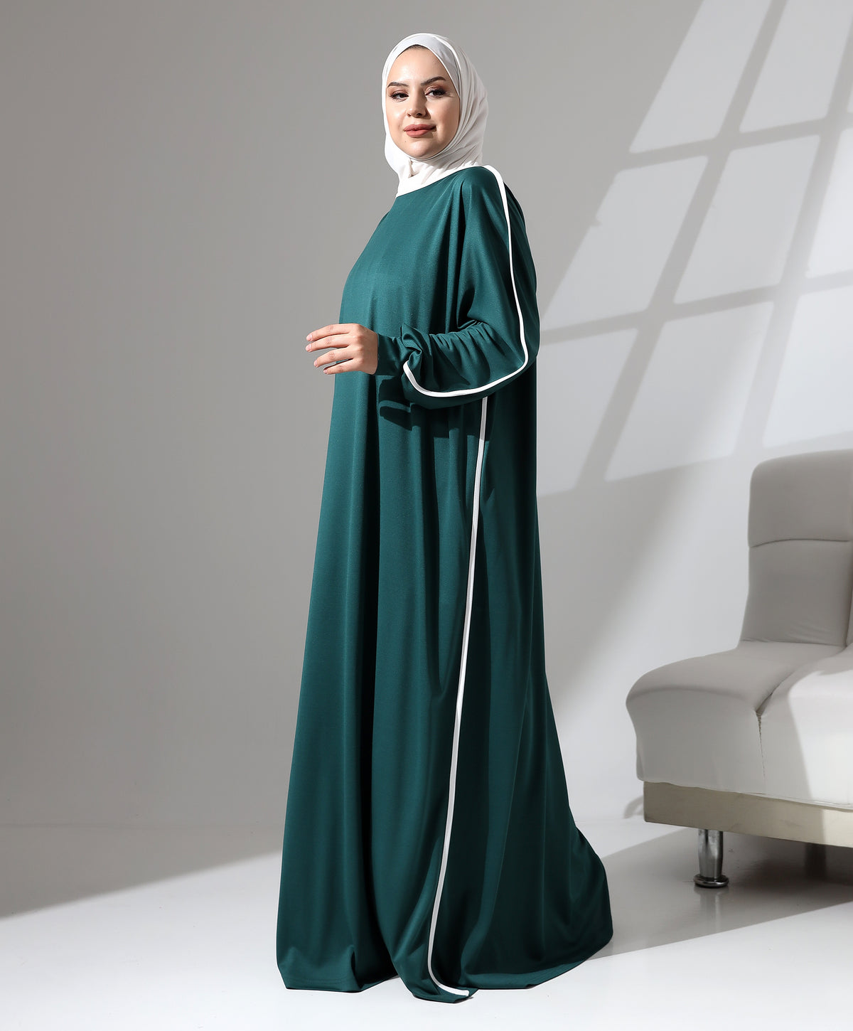Manşetli Yandan Biyeli Salaş Polyester Namaz Elbisesi - Yeşil